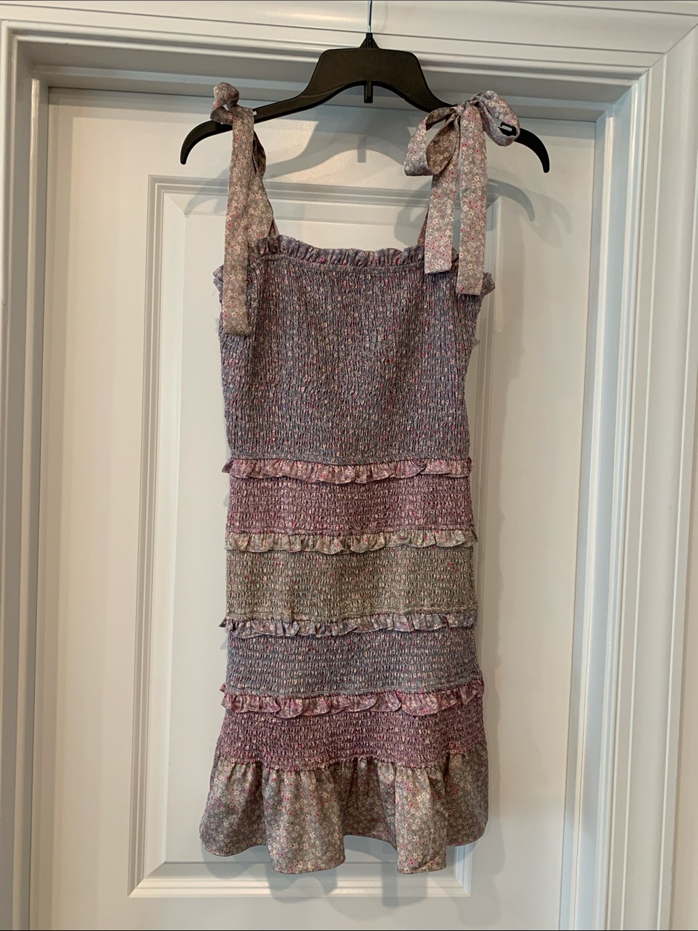 Storia Lavender-Pink Smocked Ruffle Tie-Shoulder Mini Dress M NWOT